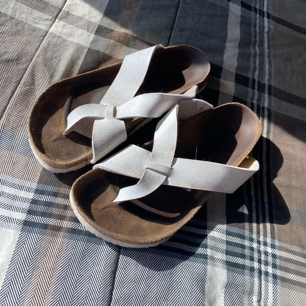 White Dead Stock limited Edition Birkenstock Birkies Line Toe Sandals